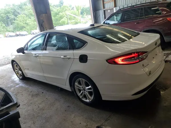 3FA6P0UU9JR259127 2018 FORD FUSION - Image 2