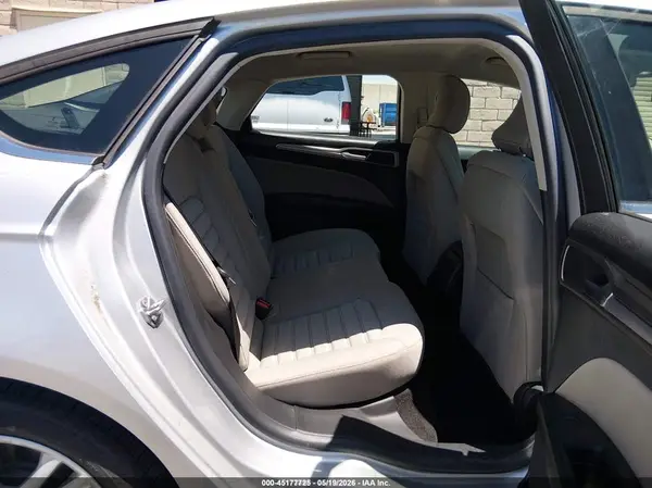 3FA6P0UU9JR271441 2018 FORD FUSION - Image 8