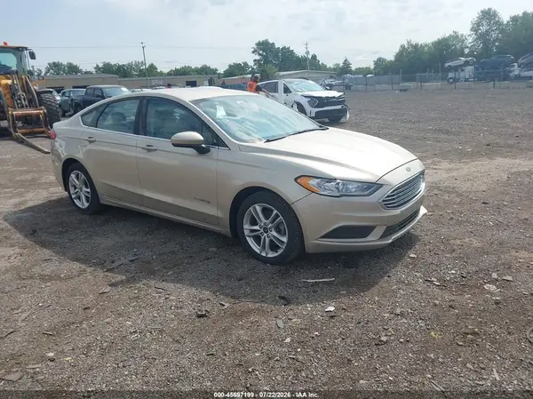 3FA6P0UU9JR281936 2018 FORD FUSION - Image 1