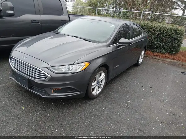 3FA6P0UU9JR282018 2018 FORD FUSION - Image 2