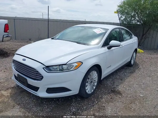 3FA6P0UUXGR178453 2016 FORD FUSION - Image 2