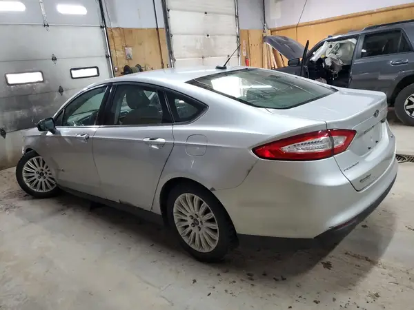 3FA6P0UUXGR188108 2016 FORD FUSION - Image 2