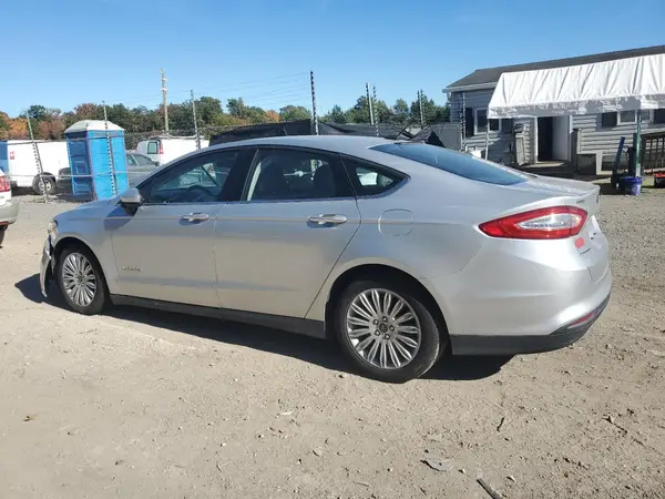 3FA6P0UUXGR401879 2016 FORD FUSION - Image 2