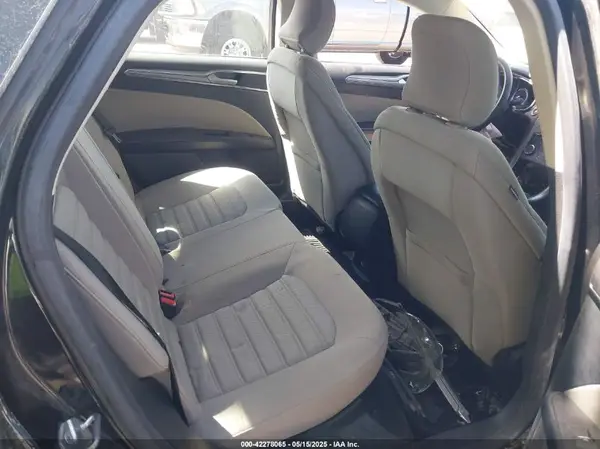 3FA6P0UUXHR172055 2017 FORD FUSION - Image 8