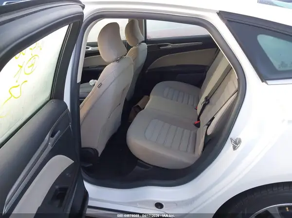 3FA6P0UUXHR183119 2017 FORD FUSION - Image 8