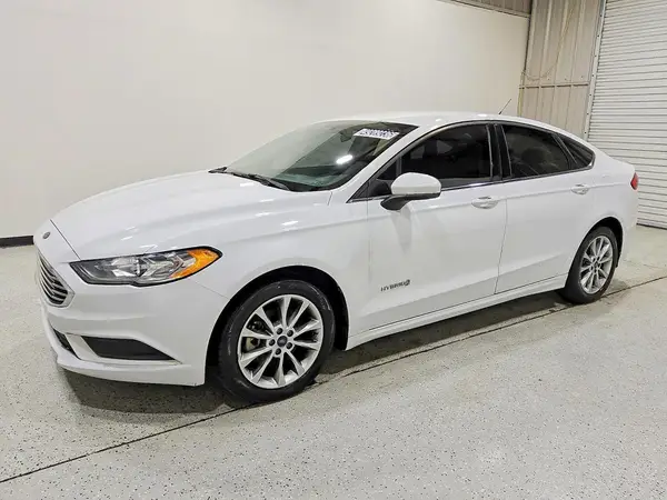 3FA6P0UUXHR309589 2017 FORD FUSION - Image 1
