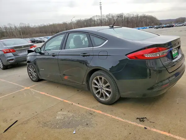 3FA6P0UUXHR360705 2017 FORD FUSION - Image 2