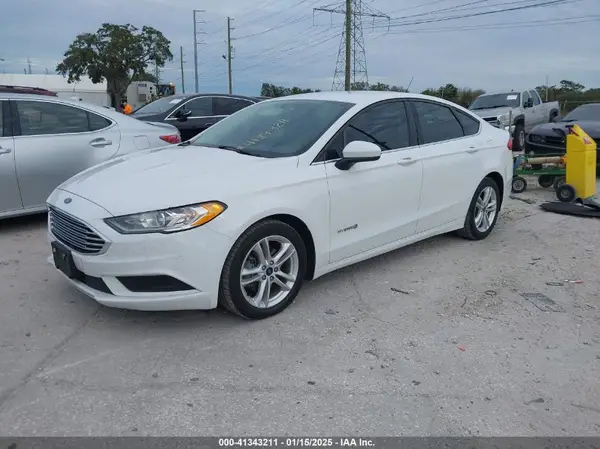 3FA6P0UUXJR101010 2018 FORD FUSION - Image 2