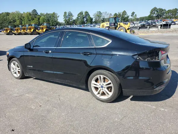 3FA6P0UUXJR101217 2018 FORD FUSION - Image 2