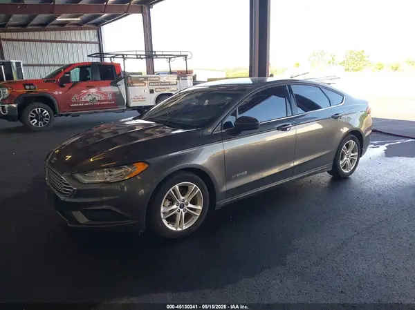 3FA6P0UUXJR126151 2018 FORD FUSION - Image 2