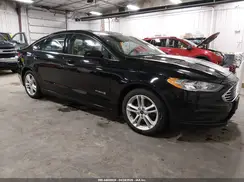 3FA6P0UUXJR141961 2018 FORD FUSION