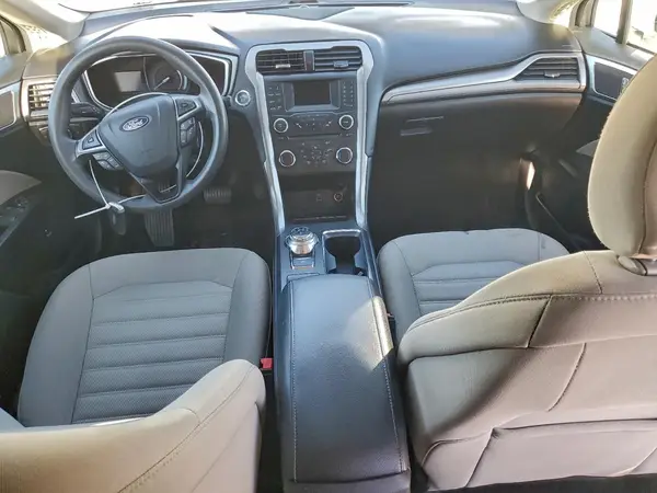 3FA6P0UUXJR235760 2018 FORD FUSION - Image 8