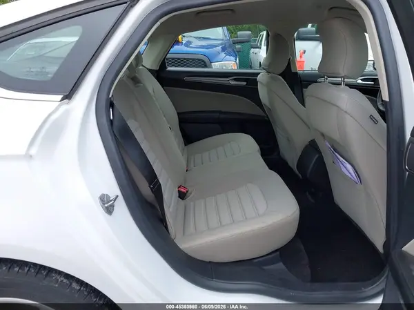 3FA6P0UUXJR243535 2018 FORD FUSION - Image 8