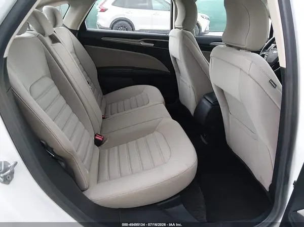 3FA6P0UUXJR243616 2018 FORD FUSION - Image 8