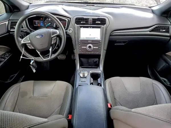 3FA6P0VP0HR178780 2017 FORD FUSION - Image 8