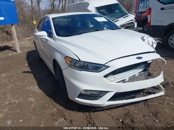 3FA6P0VP0JR127172 2018 FORD FUSION - Image 1