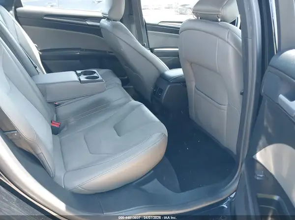 3FA6P0VP1HR262719 2017 FORD FUSION - Image 8
