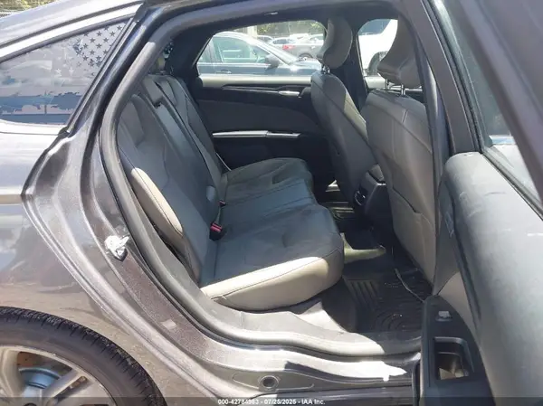 3FA6P0VP1HR401604 2017 FORD FUSION - Image 8