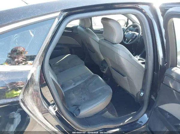 3FA6P0VP2HR153301 2017 FORD FUSION - Image 8