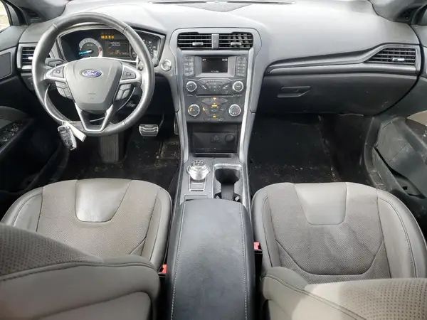 3FA6P0VP2HR220611 2017 FORD FUSION - Image 8
