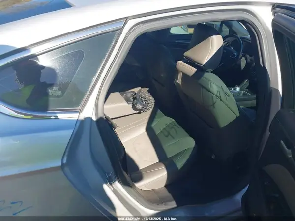 3FA6P0VP2HR246707 2017 FORD FUSION - Image 8