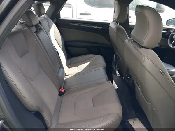 3FA6P0VP3HR207155 2017 FORD FUSION - Image 8