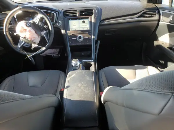 3FA6P0VP3JR109135 2018 FORD FUSION - Image 8