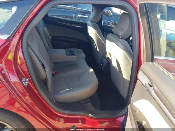 3FA6P0VP3JR113105 2018 FORD FUSION - Image 8