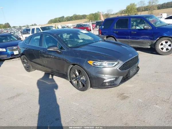 3FA6P0VP3KR122498 2019 FORD FUSION - Image 1