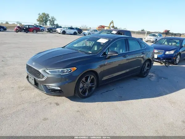 3FA6P0VP3KR122498 2019 FORD FUSION - Image 2