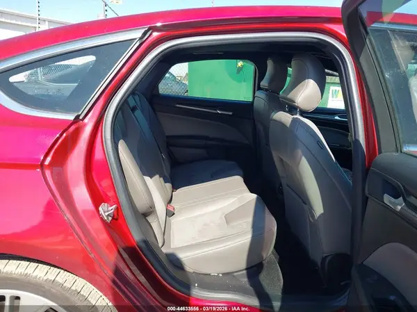 3FA6P0VP4HR250645 2017 FORD FUSION - Image 8