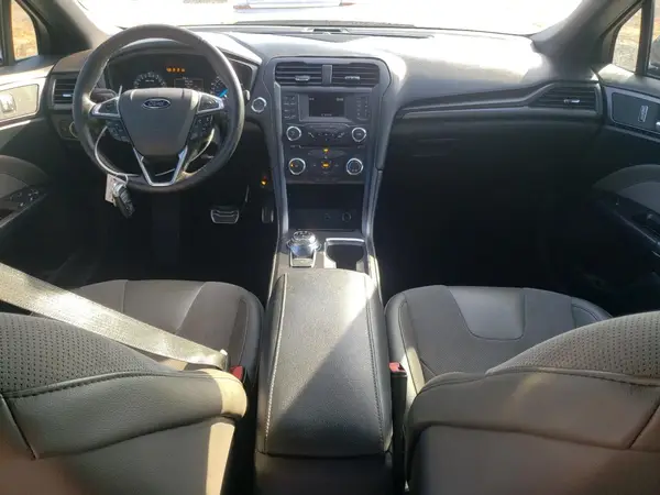 3FA6P0VP4HR251231 2017 FORD FUSION - Image 8