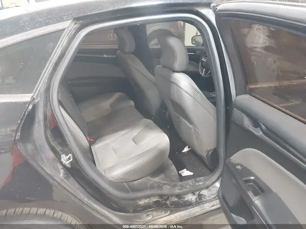 3FA6P0VP5HR171131 2017 FORD FUSION - Image 8