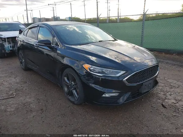 3FA6P0VP5JR152939 2018 FORD FUSION - Image 1
