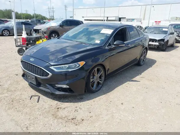 3FA6P0VP5KR285945 2019 FORD FUSION - Image 2