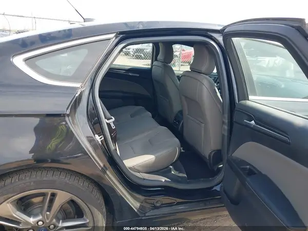 3FA6P0VP6HR243440 2017 FORD FUSION - Image 8