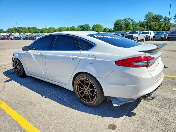 3FA6P0VP6JR271115 2018 FORD FUSION - Image 2