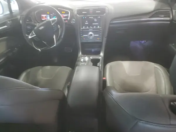 3FA6P0VP7HR333311 2017 FORD FUSION - Image 8