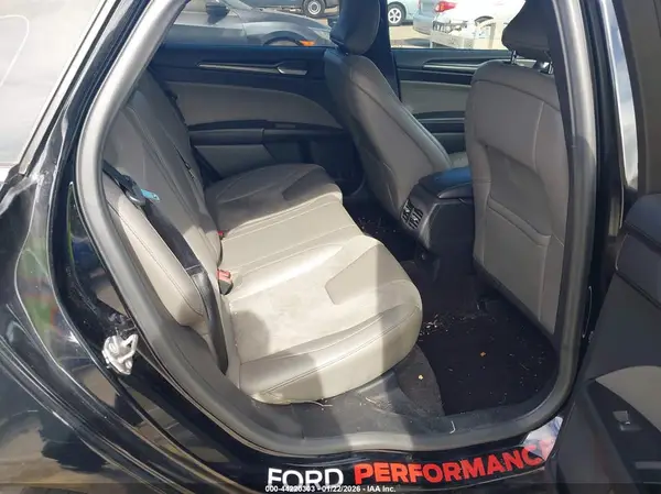3FA6P0VP7HR351792 2017 FORD FUSION - Image 8