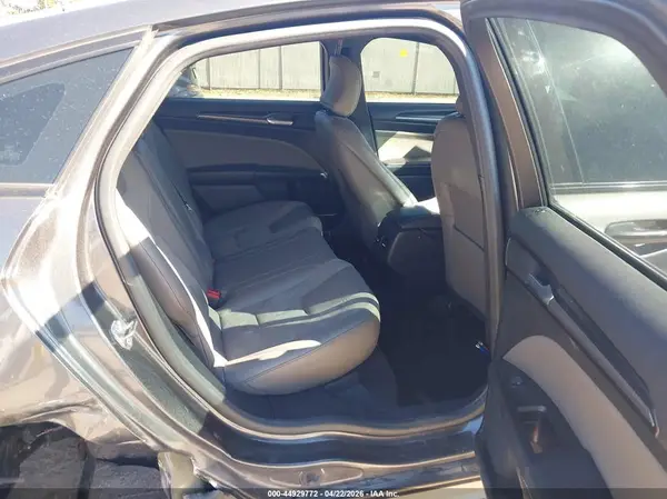 3FA6P0VP8HR162021 2017 FORD FUSION - Image 8