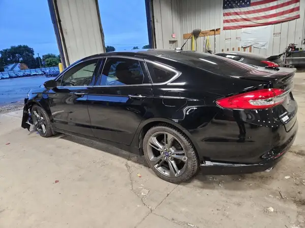 3FA6P0VP8HR193902 2017 FORD FUSION - Image 2