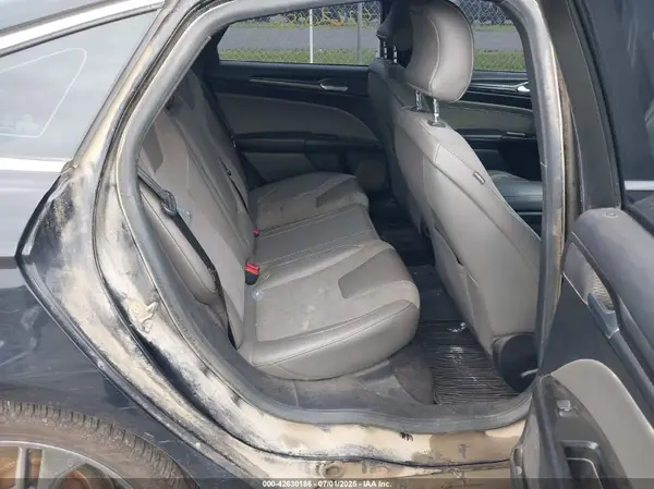 3FA6P0VP8HR198436 2017 FORD FUSION - Image 8
