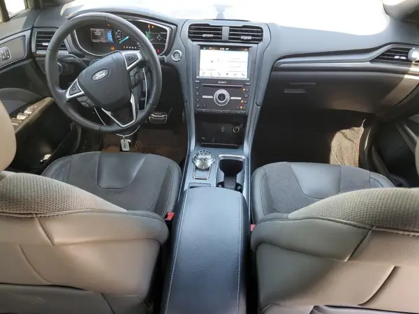 3FA6P0VP8HR198484 2017 FORD FUSION - Image 8