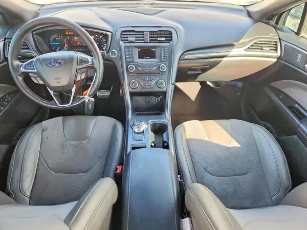 3FA6P0VP8HR214716 2017 FORD FUSION - Image 8