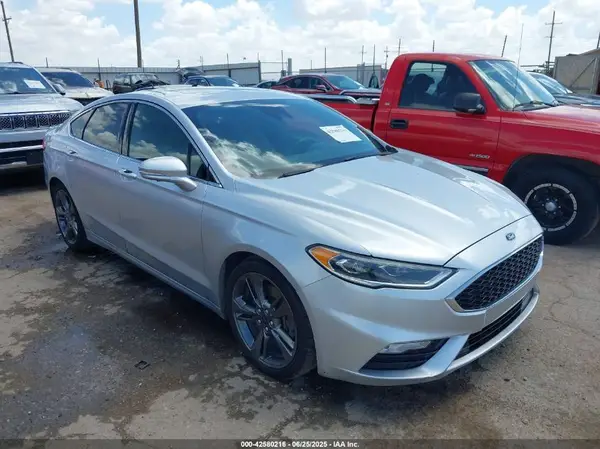 3FA6P0VP8HR246355 2017 FORD FUSION - Image 1