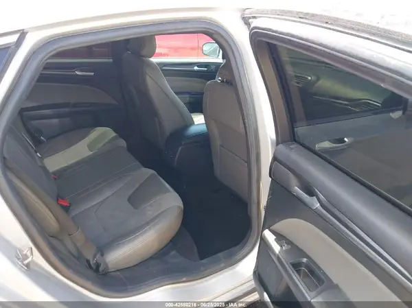 3FA6P0VP8HR246355 2017 FORD FUSION - Image 8