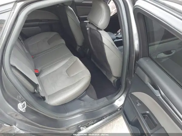 3FA6P0VP9HR298576 2017 FORD FUSION - Image 8
