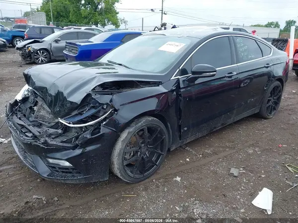 3FA6P0VP9JR201611 2018 FORD FUSION - Image 2