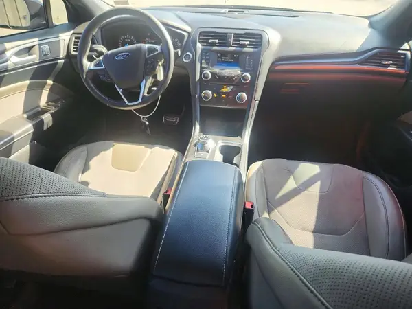 3FA6P0VPXHR282676 2017 FORD FUSION - Image 8