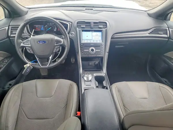 3FA6P0VPXHR311657 2017 FORD FUSION - Image 8